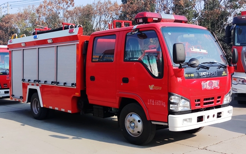 國五五十鈴3.5噸水罐消防車