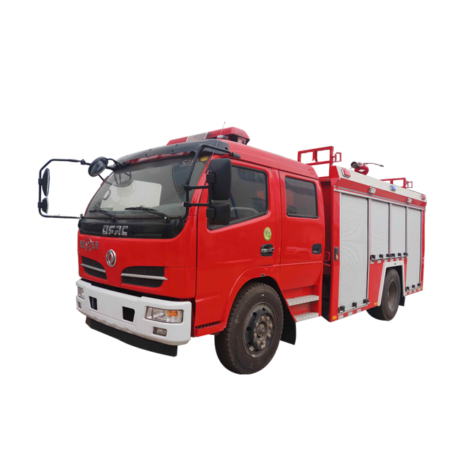 國五東風(fēng)多利卡4噸水罐消防車