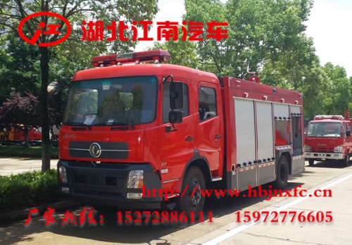 國五東風(fēng)天錦7噸水罐消防車.jpg