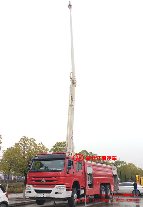 高噴消防車.png